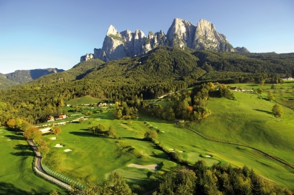 golf trip packages europe