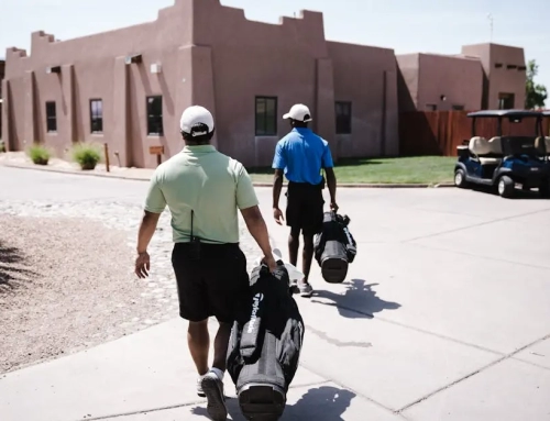 How Can Couples Balance Golf and Leisure on Their Trips?